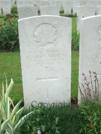 Etaples Military Cemetery - Clermont, Arthur